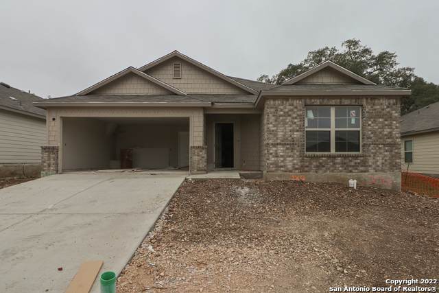 2964 Greenbriar - Photo 1