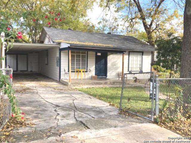 808 20TH ST - Photo 1