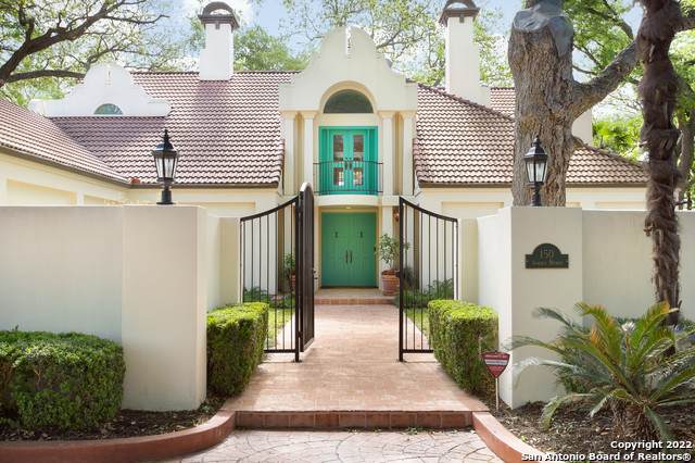 150 Admiral Benbow Ln - Photo 1