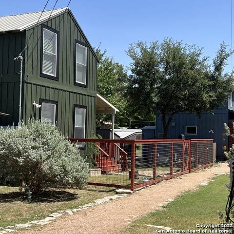 418 Clay - Photo 1