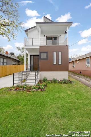 2638 Commerce St - Photo 1