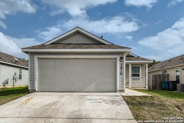 7010 Dominic Valley - Photo 1