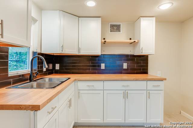1312 Pleasanton Rd - Photo 1