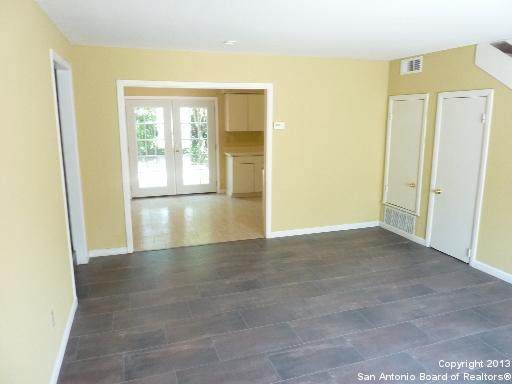 855 Sunshine Dr - Photo 1