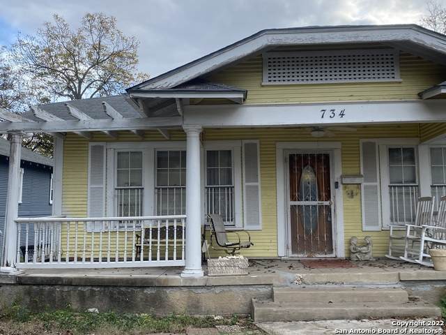 734 Hammond Ave - Photo 1