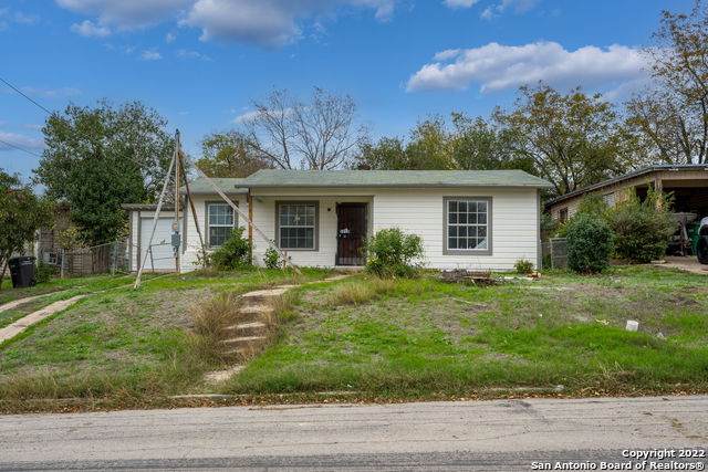 163 Manning - Photo 1
