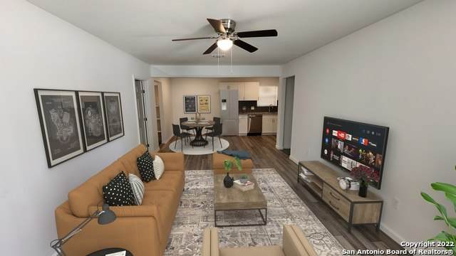 735 Gramercy Pl - Photo 1