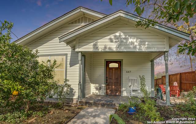 647 Eleanor Ave - Photo 1