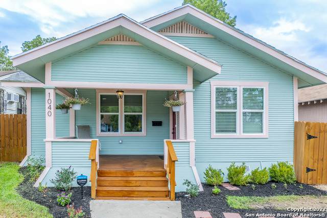 1040 Gramercy Pl - Photo 1