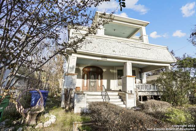 1108 Flores St - Photo 1