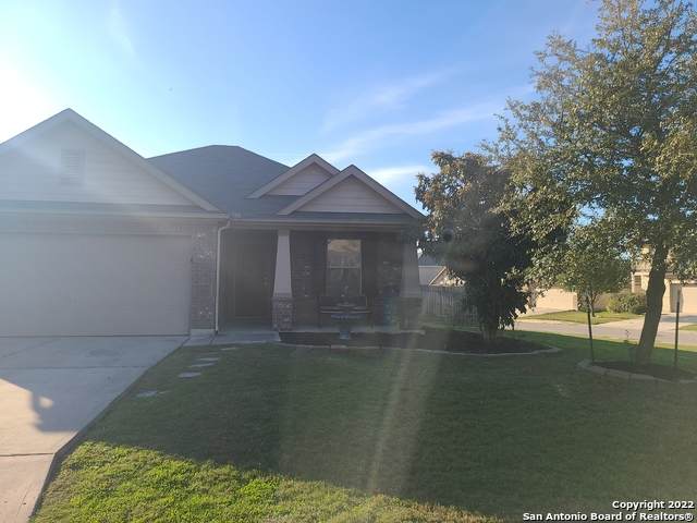 3327 Candlemoon Dr - Photo 1