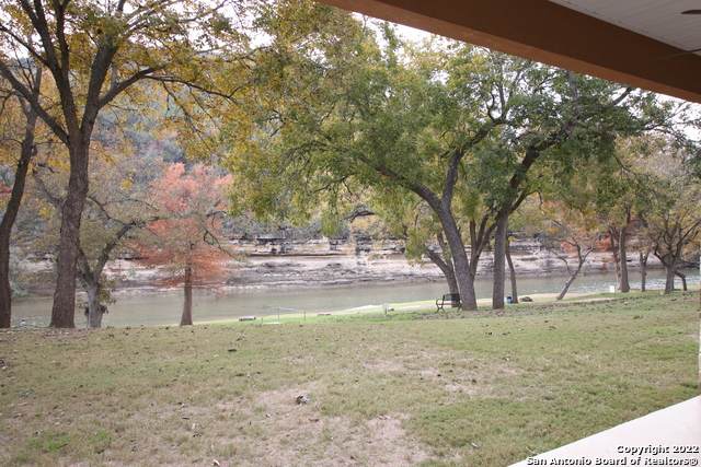 540 River Run - Photo 1