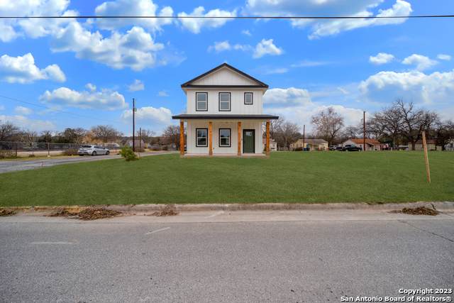 808 Liberty Ave - Photo 1