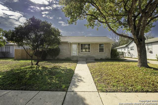 308 Academy St - Photo 1
