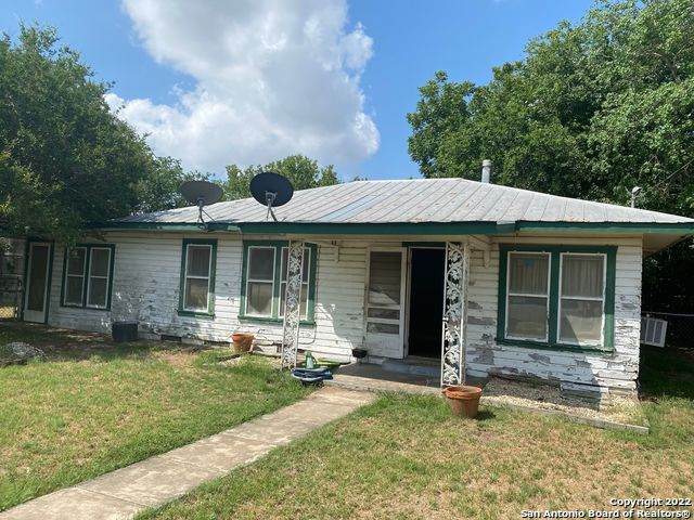 306 4th St - Photo 1