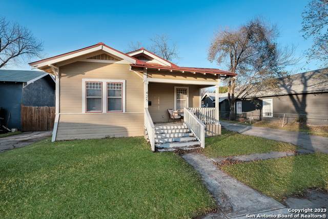 425 E Highland Blvd - Photo 1