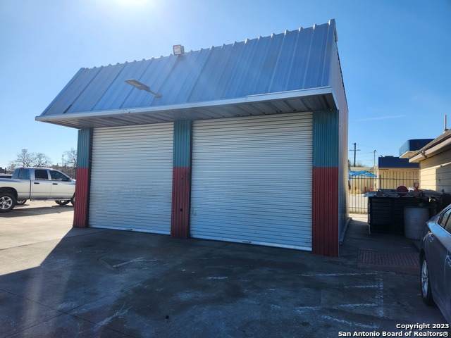 5526 Enrique M. Barrera Pkwy - Photo 1