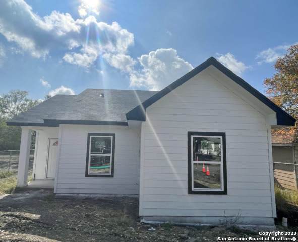 216 Sligo St - Photo 1