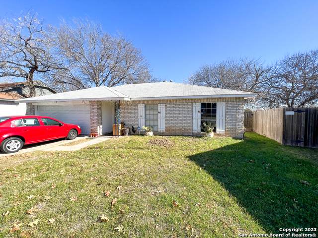 2014 Daniel Cloud Dr - Photo 1