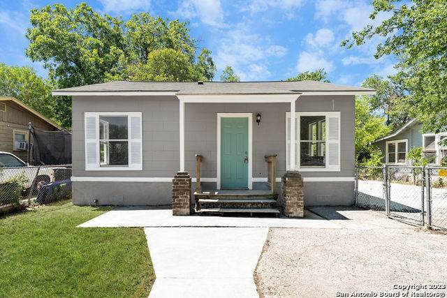 1730 Thorain Blvd - Photo 1