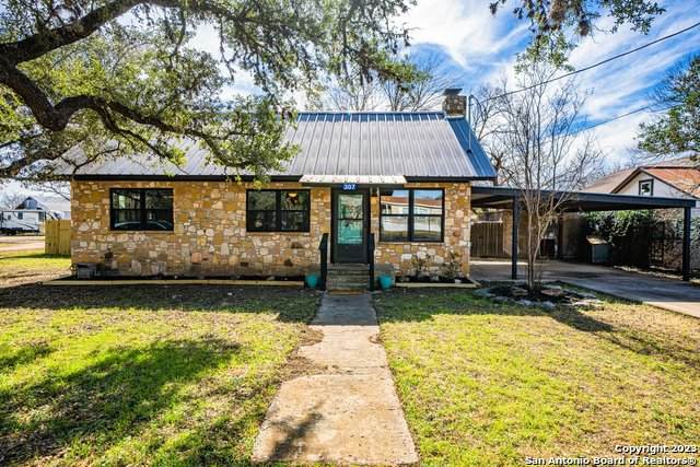 307 2nd St - Photo 1