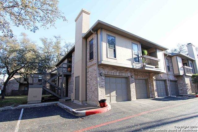 11839 Parliament St - Photo 1