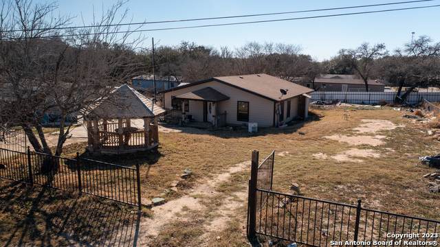 118 Sundown Ln - Photo 1