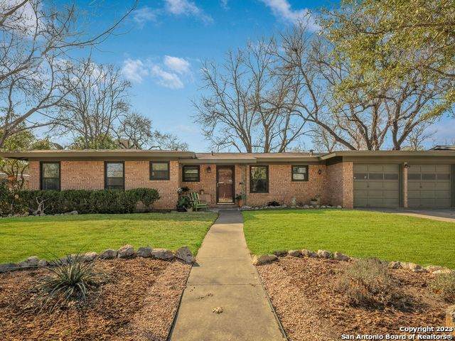 322 Laramie Dr - Photo 1