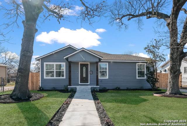 426 Wildwood - Photo 1