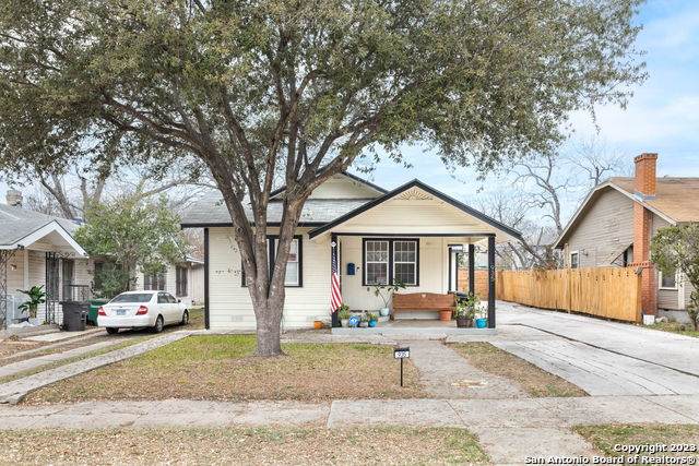 935 Highland Blvd - Photo 1