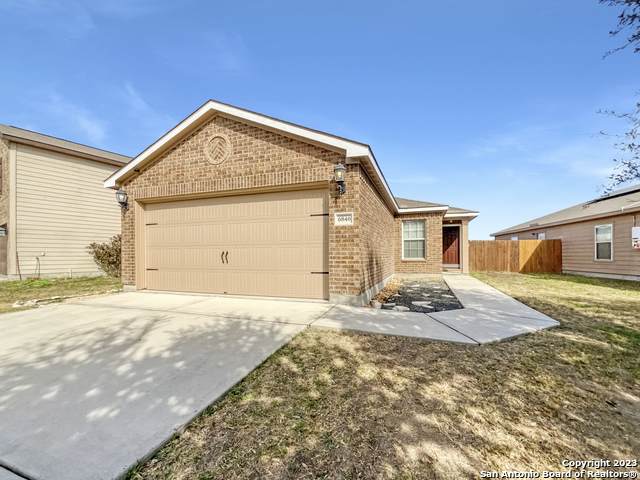 6846 Luckey Path - Photo 1