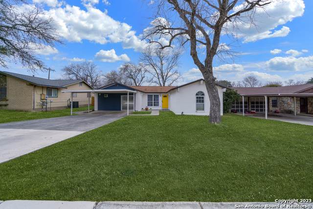 14007 Bobwhite Dr - Photo 1