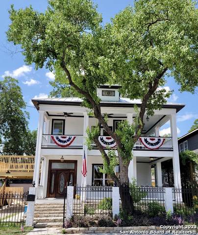 511 Montana St - Photo 1