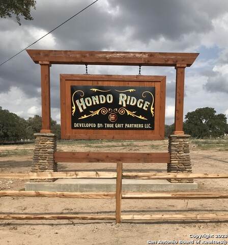 160 Hondo Ridge - Photo 1