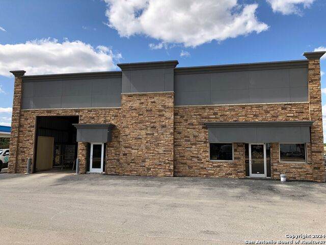 3999 State Highway 16 S - Photo 1