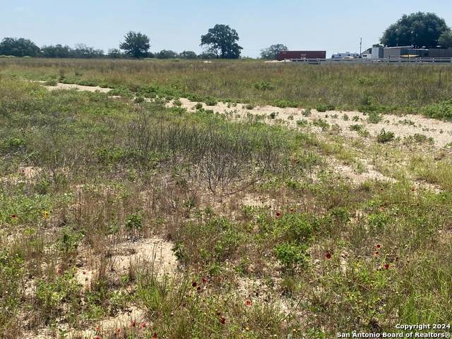 918 Fallbrook Ln - Photo 1