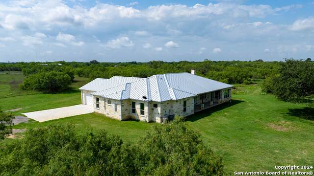 1385 Hwy 97 E - Photo 1