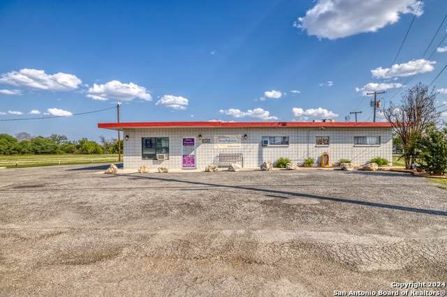 2309 Main St - Photo 1