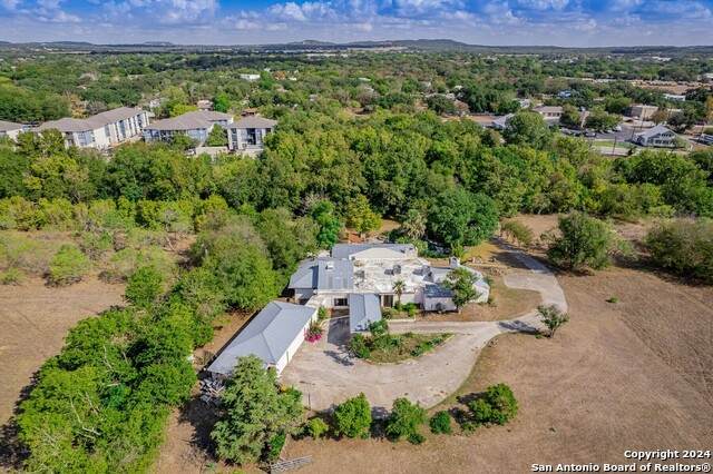 901 River Rd - Photo 1