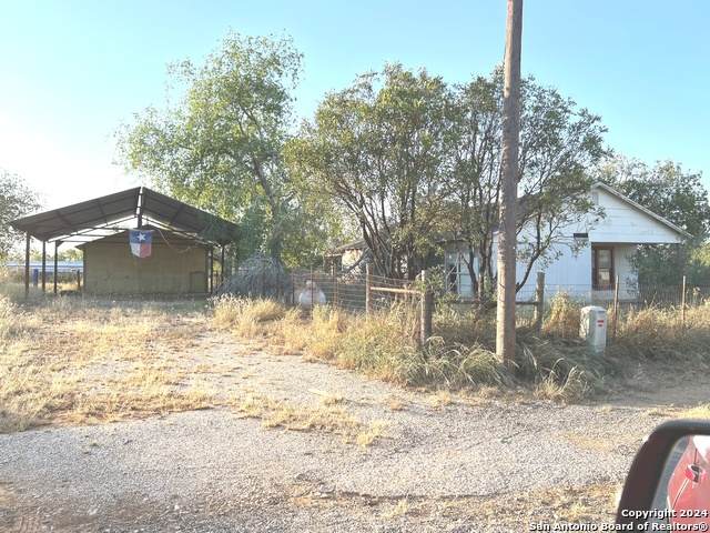 508 Hickory St - Photo 1