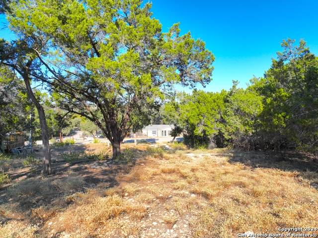 722 Squires Row - Photo 1