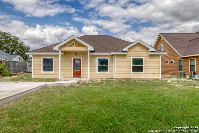 144 Brazos St - Photo 1