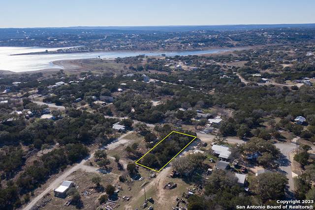 1357 Cattail - Photo 1
