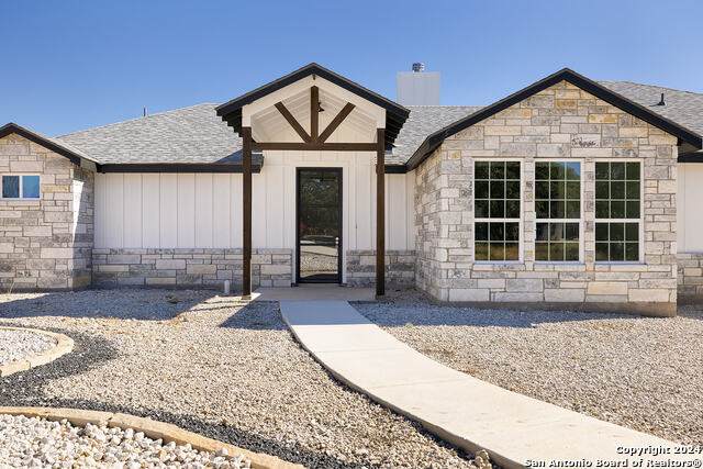 107 Lon Price Dr - Photo 1