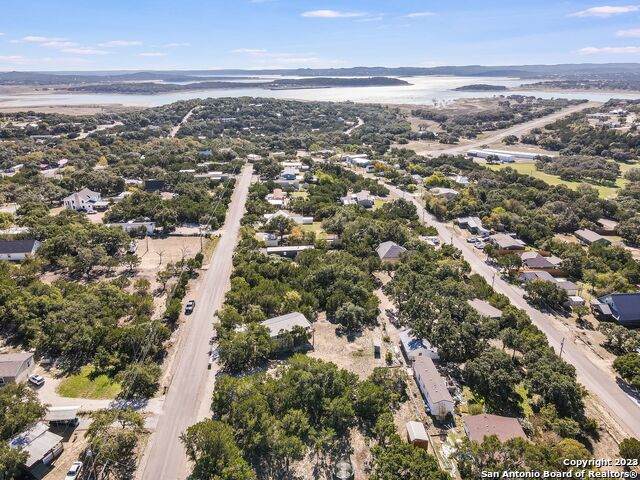 1022 Cypress Dr - Photo 1
