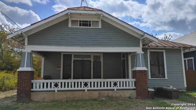 1122 Burnet St - Photo 1