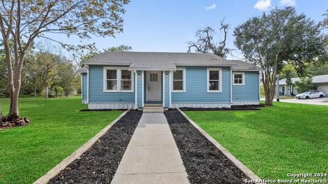 603 Cedar St - Photo 1