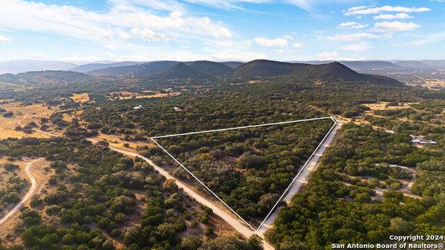 111 Hondo Oaks - Photo 1