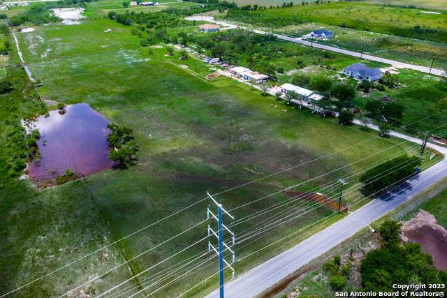 1140 County Road 6710 - Photo 1
