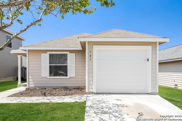 107 Cedron Chase - Photo 1